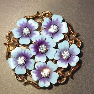 AVON Vintage Love Blossoms Forget Me Not Pendant & Brooch